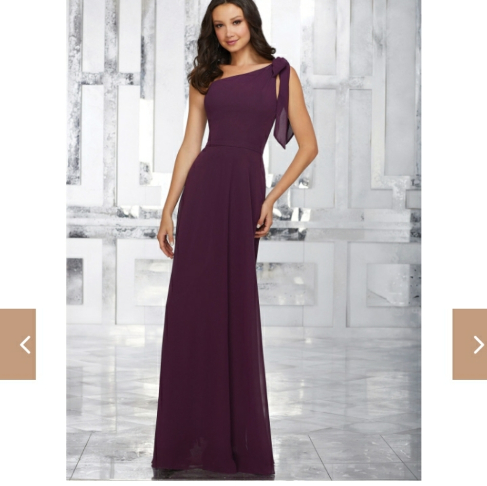 Final Price Drop!Mori Lee One Shoulder Formal Gown